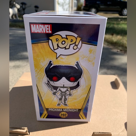 New 2017 Vaulted Marvel Avengers Infinity War Proxima Midnight Funko Pop - Picture 2 of 8